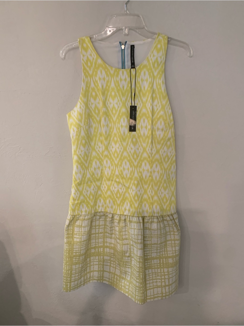 Walter Baker Yellow & White Ikat Pattern Sleeveless Mini Dress NWT M retail $198
